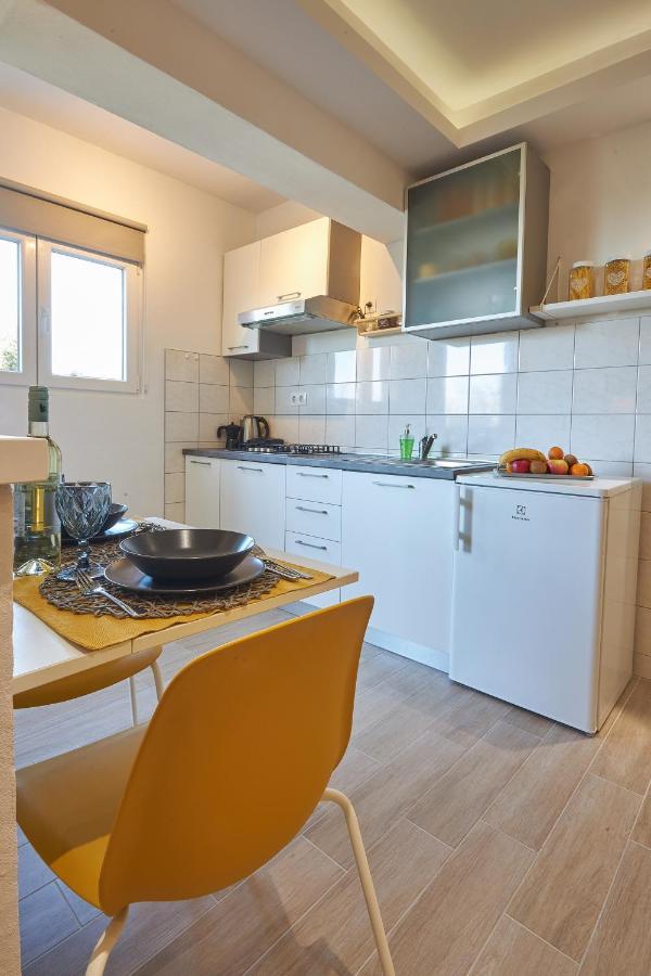 Apartment Yellow Poreč Dış mekan fotoğraf